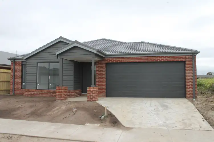 31 Western Barred Place, Longwarry VIC 3816