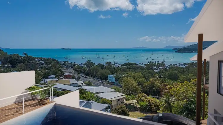 18 Nara Avenue, Airlie Beach QLD 4802