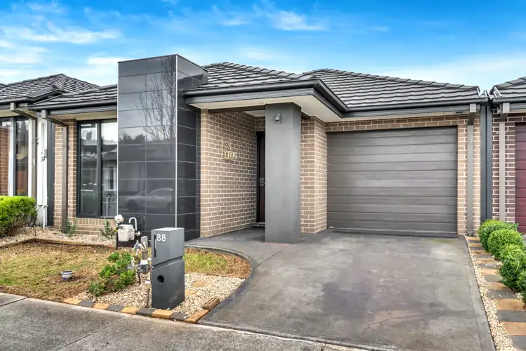88 Bluebell Drive, Craigieburn VIC 3064