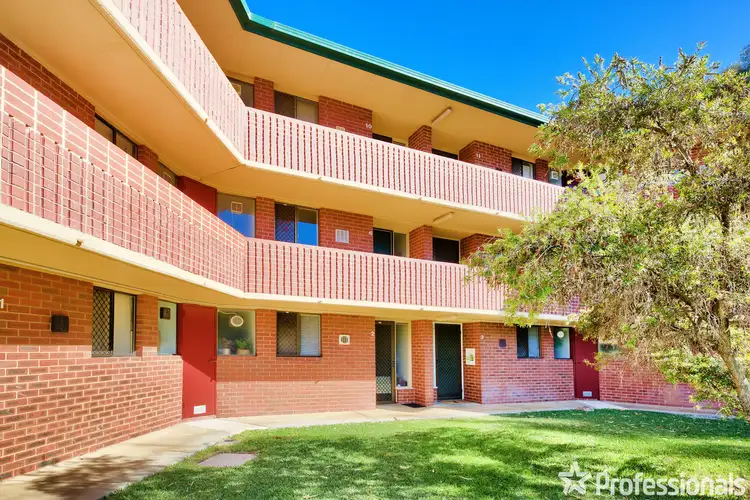 2/2 Bennelong Place, Leederville WA 6007