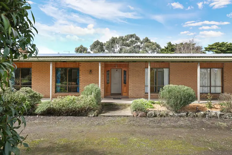 1201 Camperdown - Cobden Road, Cobden VIC 3266