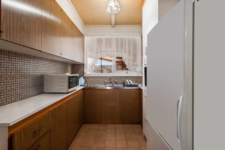 Fifth view of Homely house listing, 6 Reception Avenue, Strathdale VIC 3550