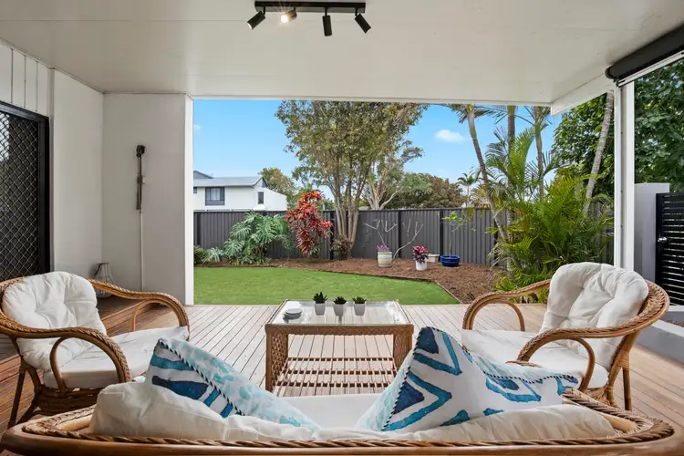 1/24 Peter Parade, Mermaid Waters QLD 4218