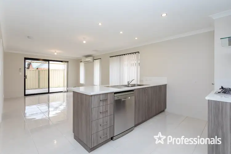 Fifth view of Homely house listing, 2/102 Westfield Road, Kelmscott WA 6111