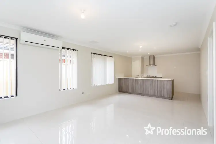 Seventh view of Homely house listing, 2/102 Westfield Road, Kelmscott WA 6111