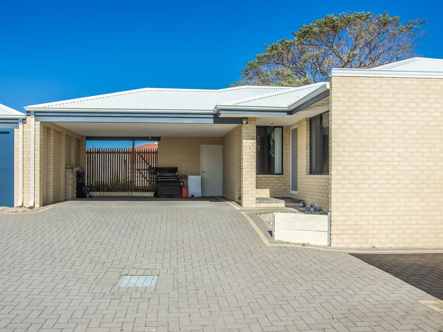 Main view of Homely unit listing, 4/213 Willmott Drive, Waikiki WA 6169