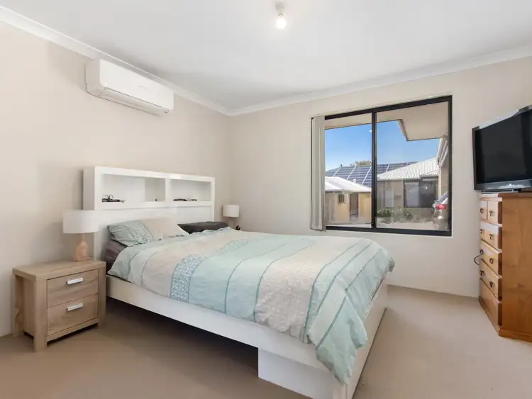 Second view of Homely unit listing, 4/213 Willmott Drive, Waikiki WA 6169