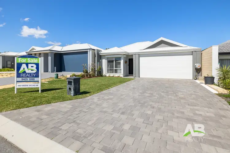 16 Limari Place, Sinagra WA 6065