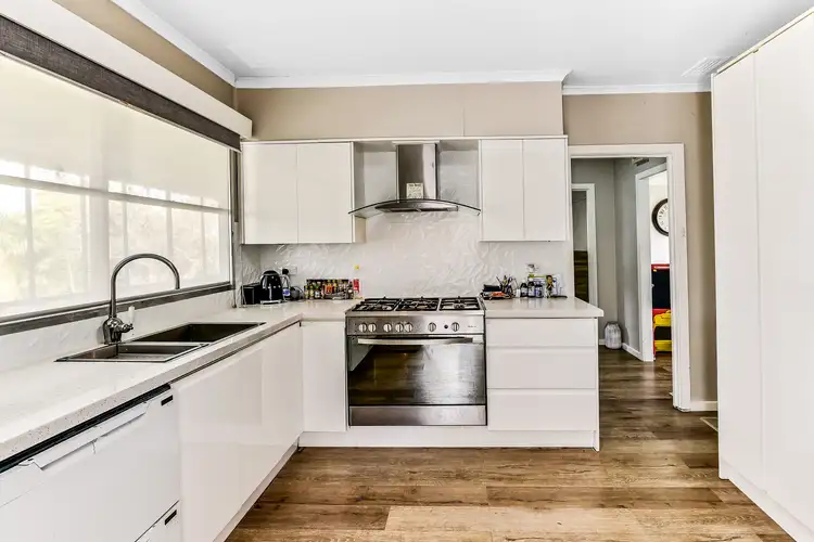 Fifth view of Homely house listing, 6 Camellia Court, Doveton VIC 3177