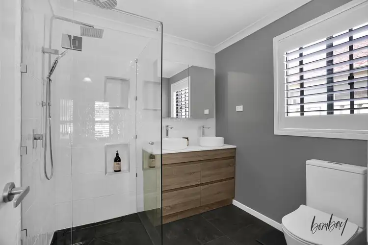 Fourth view of Homely house listing, 8 Eastwood Place, Craigieburn VIC 3064