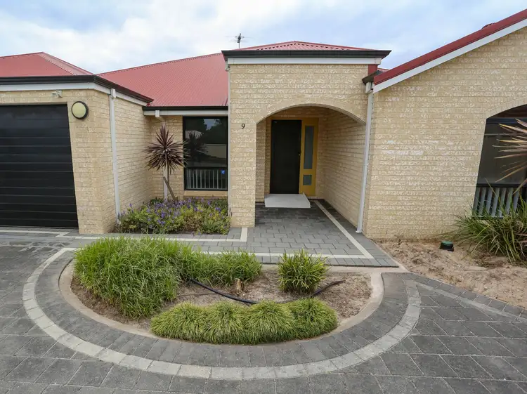 Second view of Homely house listing, 9 Hart Place, Castletown WA 6450