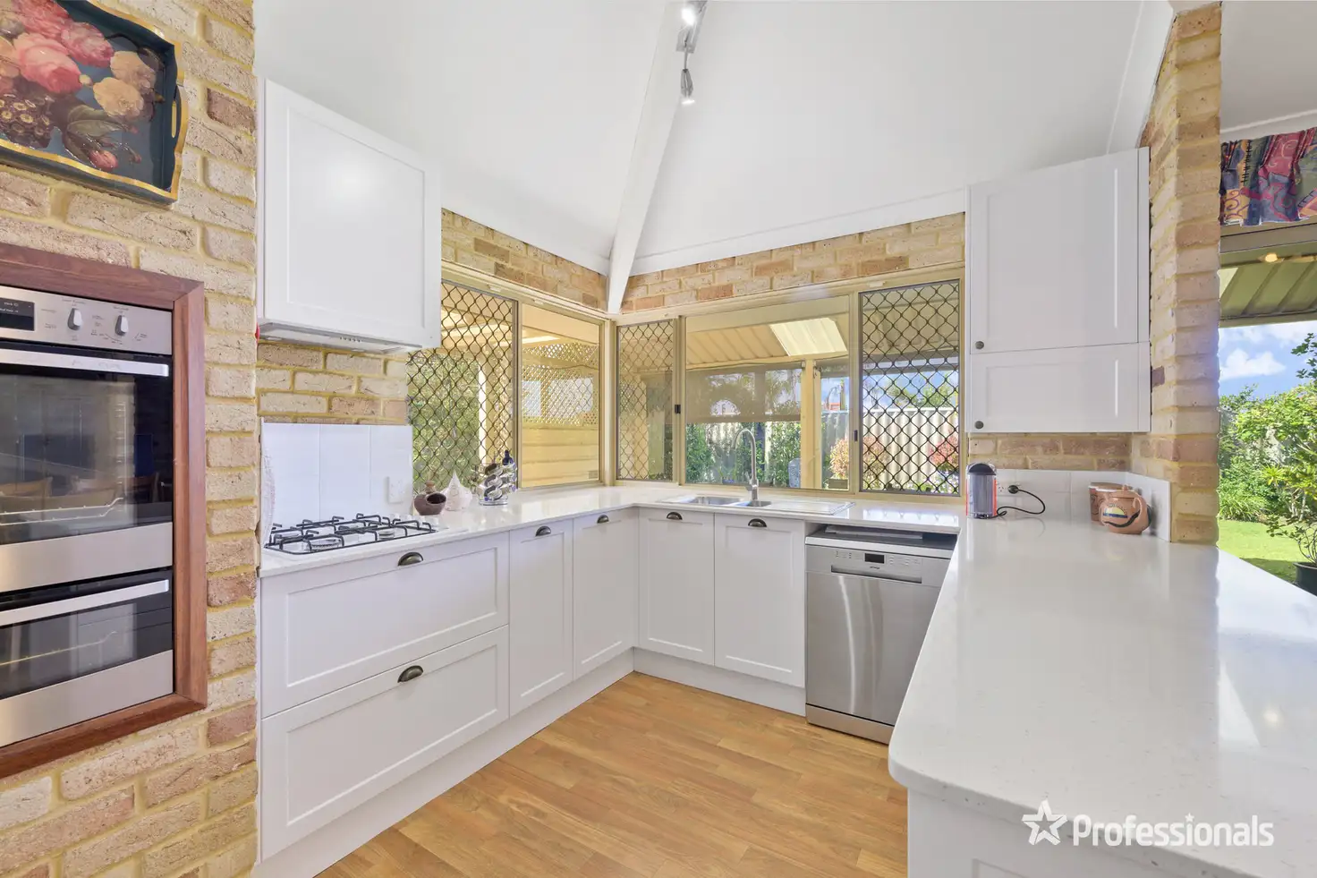 Main view of Homely house listing, 10 Kintyre Place, Kingsley WA 6026