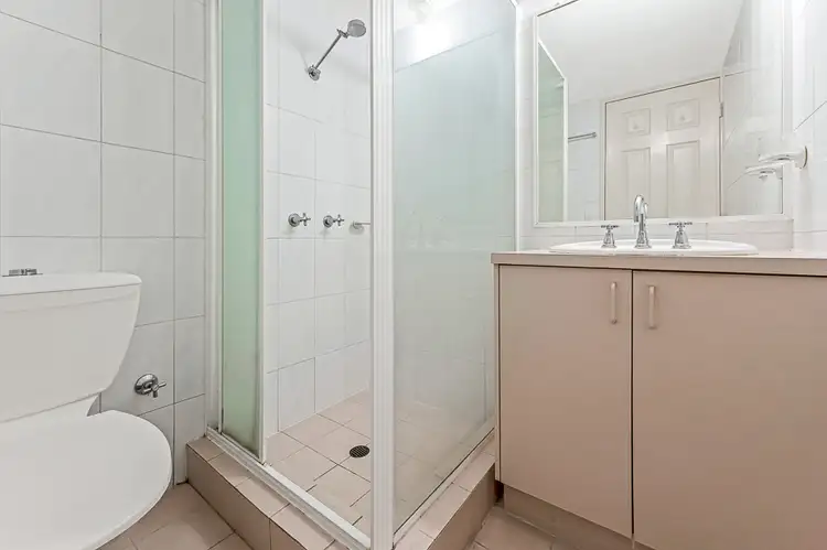 Fifth view of Homely unit listing, 7/146 Marine Parade, Southport QLD 4215