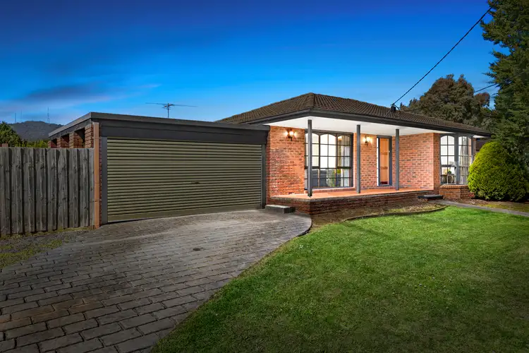27 Avington Crescent, Boronia VIC 3155