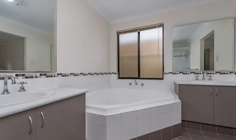 Seventh view of Homely house listing, 5 Lea Wynd, Lakelands WA 6180