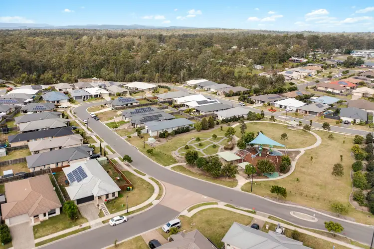 46 Songbird Circuit, Flagstone QLD 4280