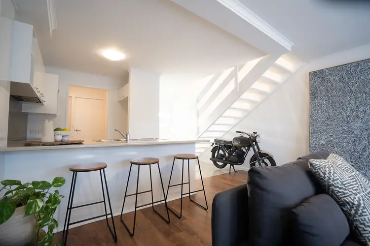 7/9 Aquila Court, Mermaid Waters QLD 4218