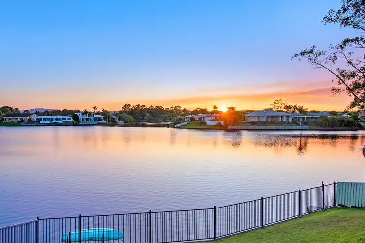 92 Wild Duck Drive, Mermaid Waters QLD 4218