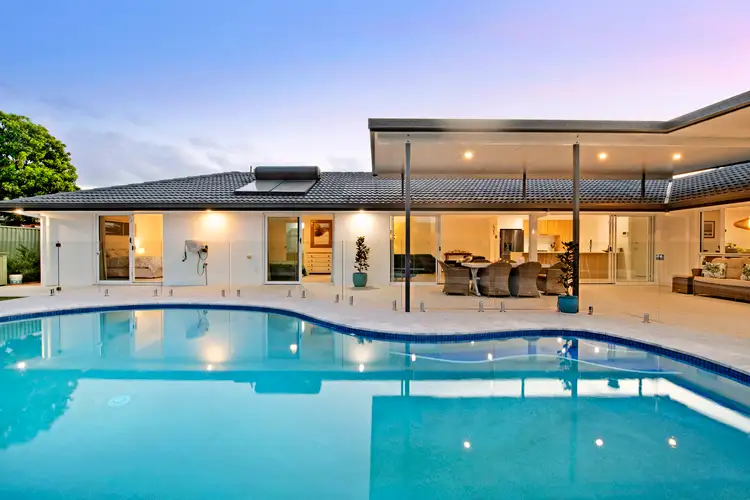 117 Barrier Reef Drive, Mermaid Waters QLD 4218