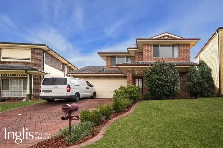 25 Banksia Road, Mount Annan NSW 2567