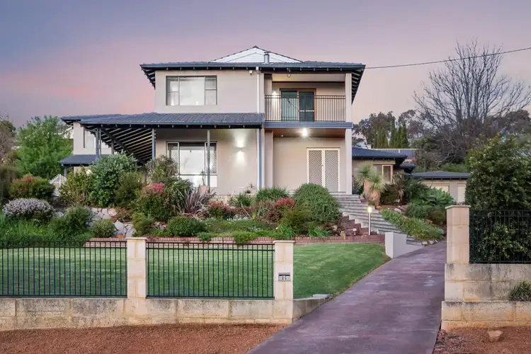 86 Basildon Road, Lesmurdie WA 6076