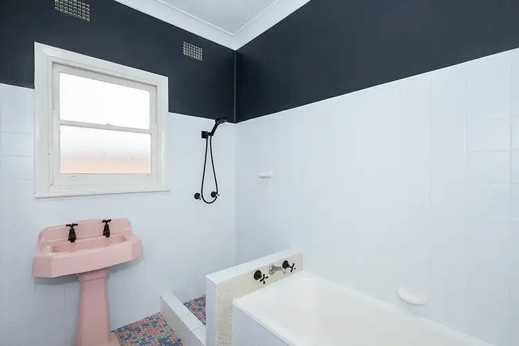 Sixth view of Homely house listing, 100 Cary Street, Toronto NSW 2283