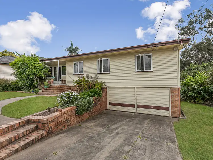 18 Holdsworth Road, North Ipswich QLD 4305
