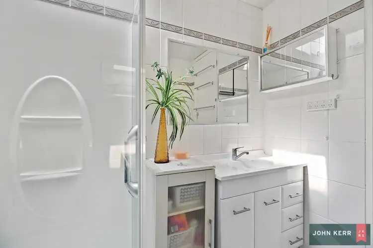 Sixth view of Homely house listing, 4 Guy Court, Trafalgar VIC 3824