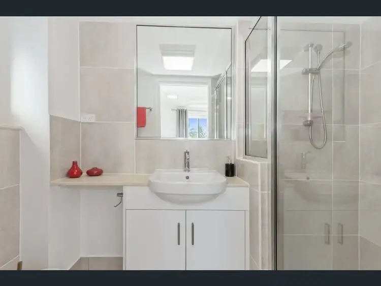 Fifth view of Homely unit listing, 1/102 The Strand, North Ward QLD 4810