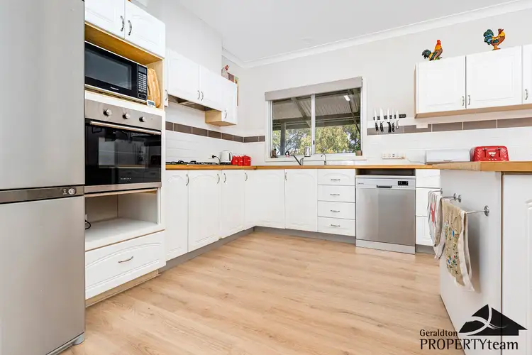122 David Road, Waggrakine WA 6530