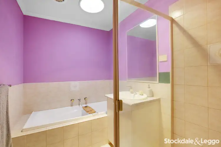 Sixth view of Homely unit listing, 42 Elinda Place, Reservoir VIC 3073