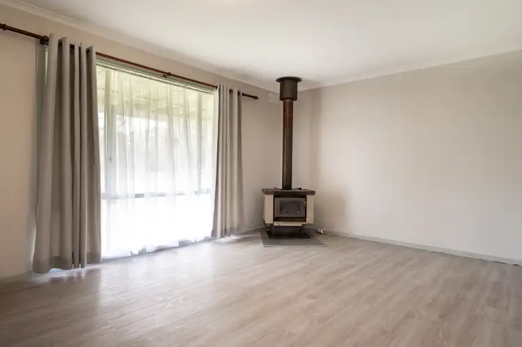 Fifth view of Homely house listing, 8 Darlington Street, Darlington Point NSW 2706