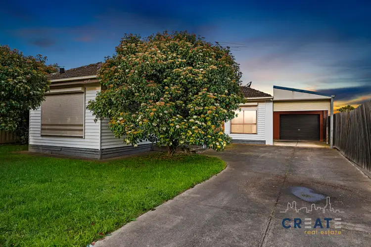 16 Harley Street, Sunshine North VIC 3020