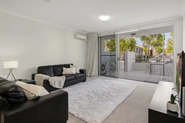 115/1-7 Moores Crescent, Varsity Lakes QLD 4227