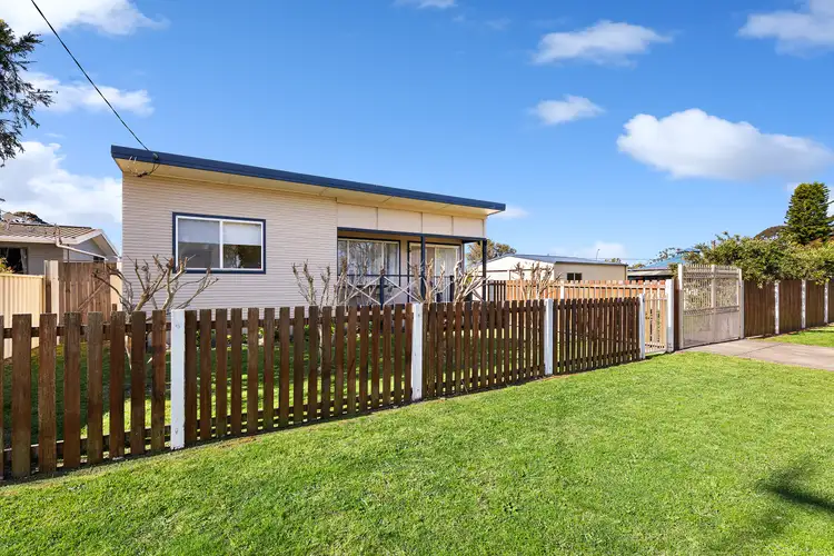 4 Sutcliffe Street, Bodalla NSW 2545