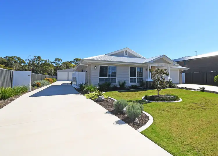 Second view of Homely house listing, 9 Bonita Court, Urangan QLD 4655