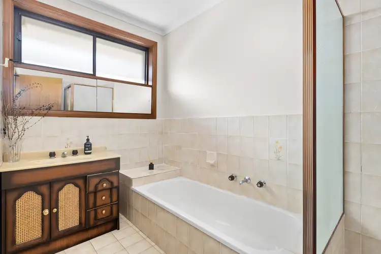 Fourth view of Homely house listing, 17 Alvarado Avenue, Thomastown VIC 3074