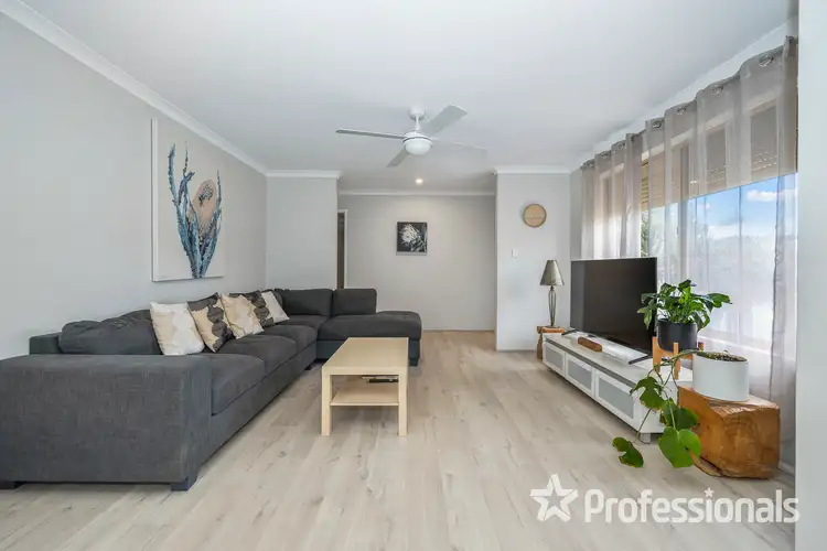 Sixth view of Homely house listing, 1 Redwood Court, Alexander Heights WA 6064