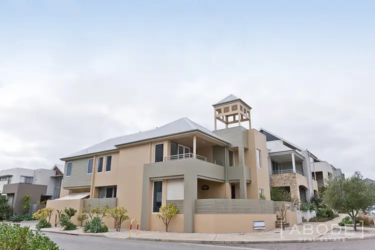 1 Bernier Rise, North Coogee WA 6163