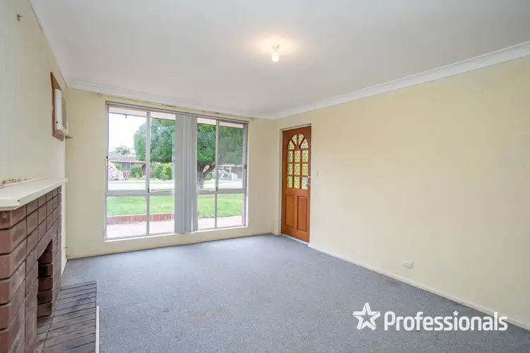 Seventh view of Homely house listing, 11 Redtingle Road, Camillo WA 6111