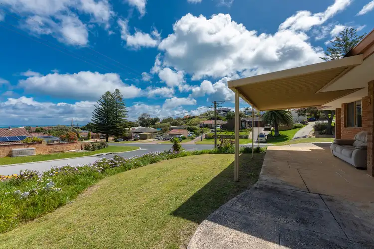 Third view of Homely house listing, 2 Cooinda Close, Quinns Rocks WA 6030