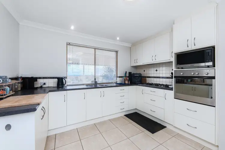 Sixth view of Homely house listing, 2 Cooinda Close, Quinns Rocks WA 6030