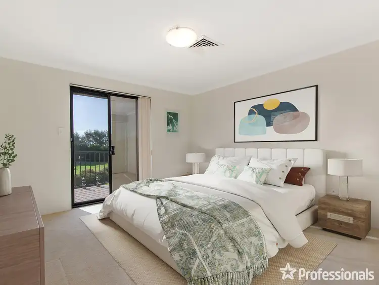 Sixth view of Homely house listing, 6 Ski Court, Port Kennedy WA 6172