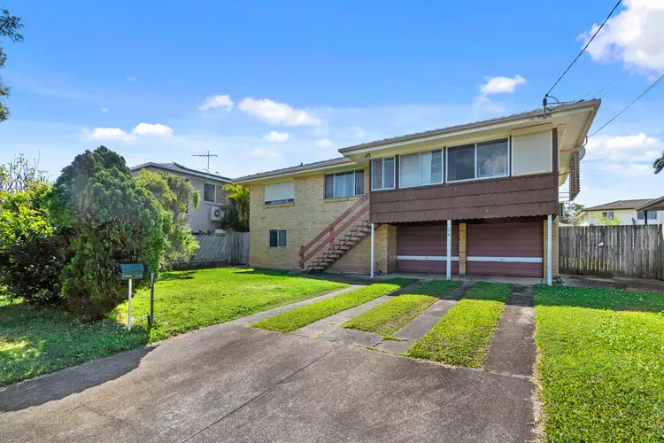 15 Samantha Street, Wynnum West QLD 4178