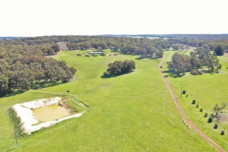 188 Cordering Road, Bowelling WA 6225