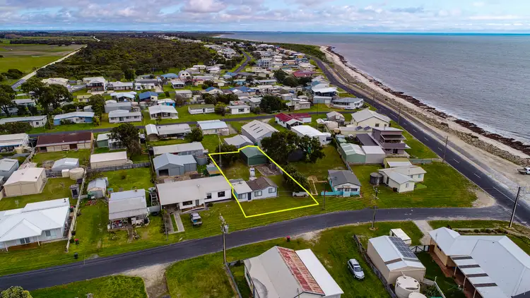 7 Lacepede Avenue, Kingston Se SA 5275
