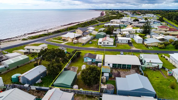 Second view of Homely house listing, 7 Lacepede Avenue, Kingston Se SA 5275