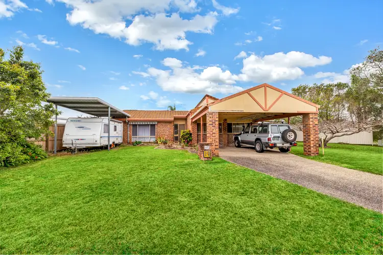 19 Sundown Drive, Paradise Point QLD 4216
