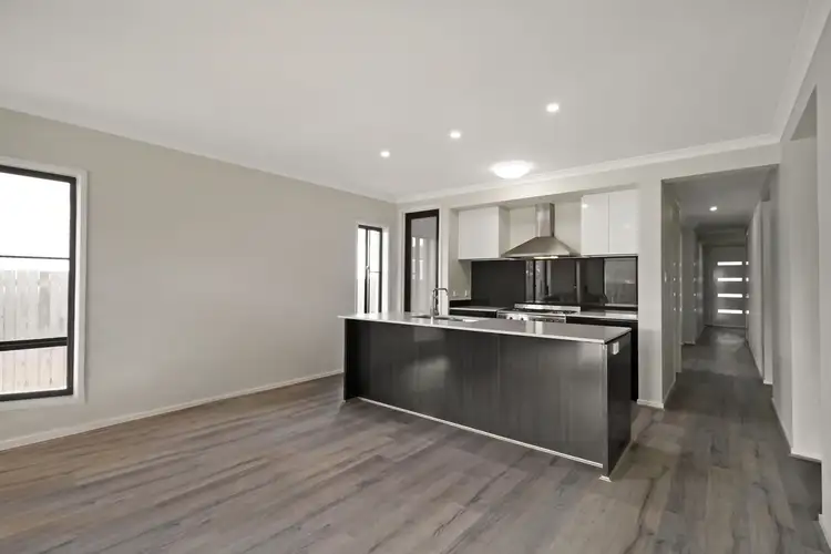 Fourth view of Homely house listing, 7 Prague Street, Spring Mountain QLD 4300