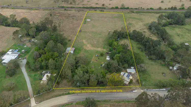 22 Ipswich Road, Grandchester QLD 4340
